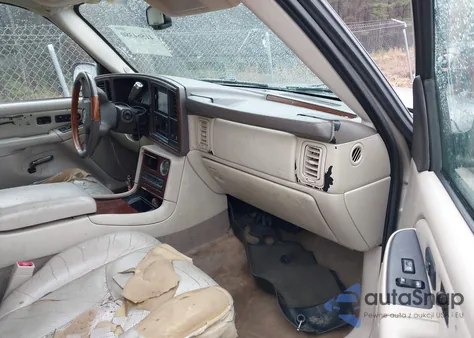 2004 Cadillac Escalade Standard from USA, damaged, VIN 1GYEC63T84R174223